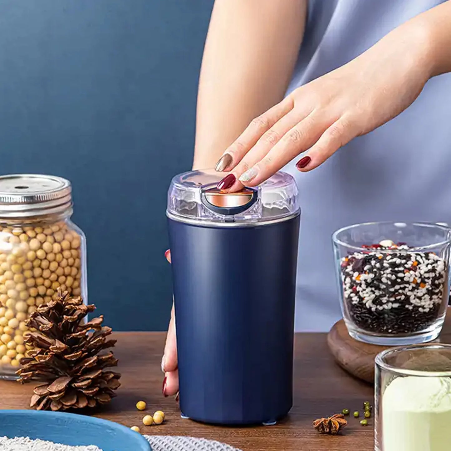 Mini Portable Mixer Grinder – Coffee & Spice Grinding Machine for Home & Travel